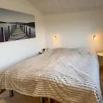 Stunning In With View *