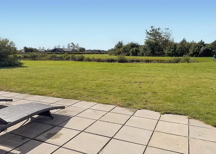 Stunning In With View * Tarm